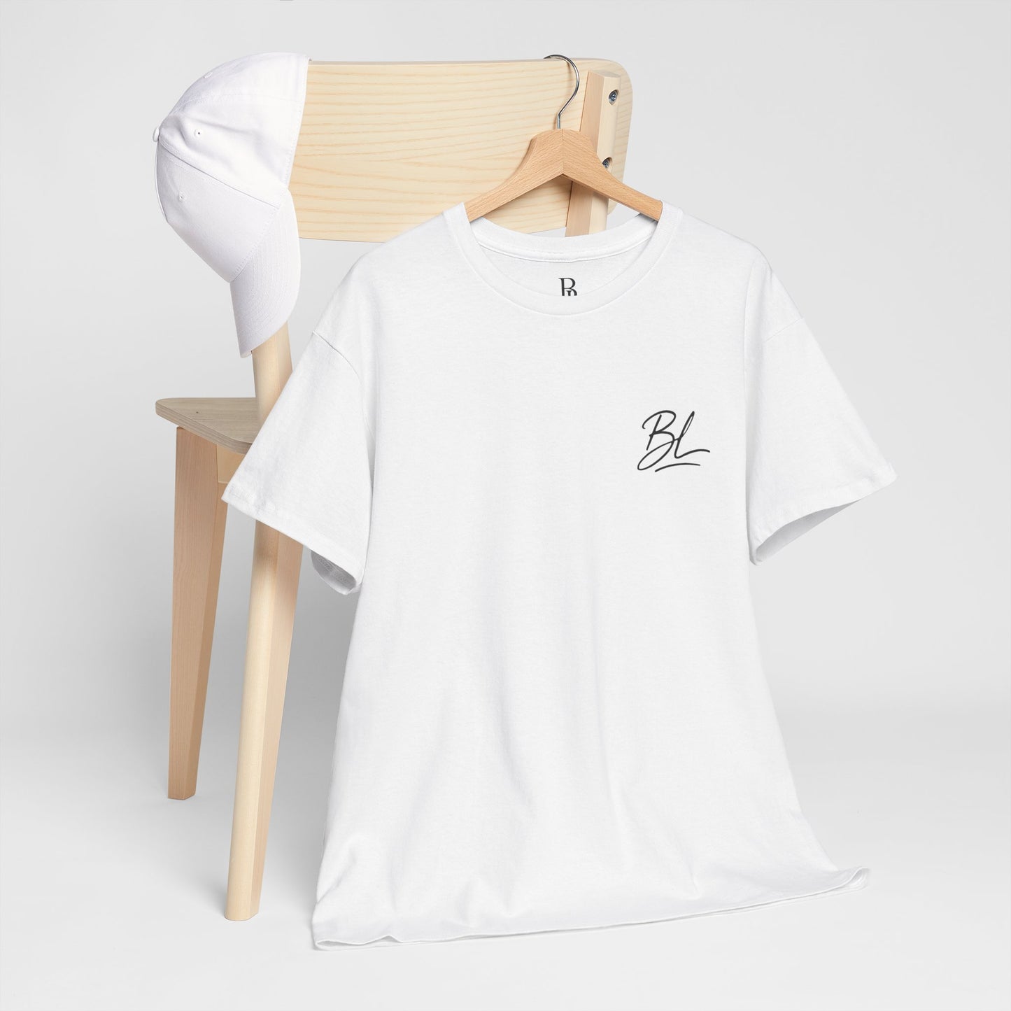 Signature Drop: Gold Noir Edition