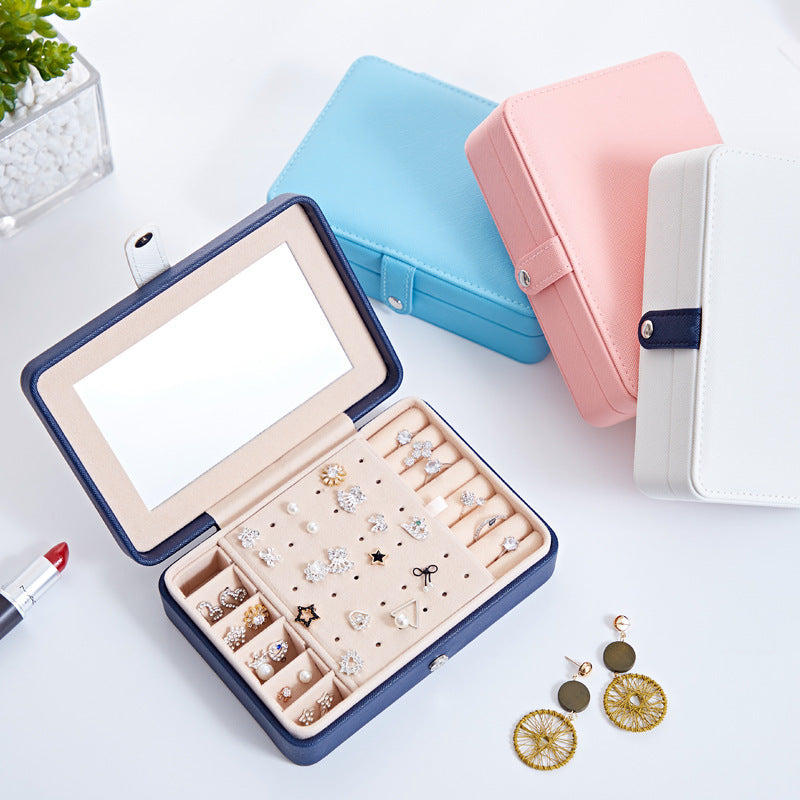 Mini Takı Kutusu – Şık, Taşınabilir ve Tatlı mı Tatlı! 💍✨